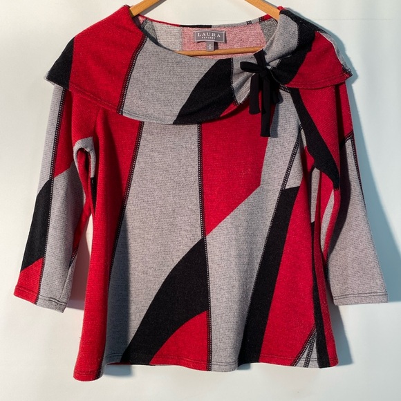 Laura Petites - geometric knit top. Size S - Picture 1 of 6